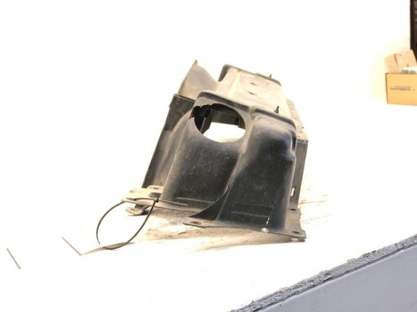 1986 Chevy Corvette C4 5.7L MT Upper Radiator Mount Fan Shroud Plastic Housing — photo 15