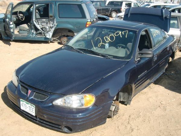 2001 Pontiac Grand Am — vehicle photo 1