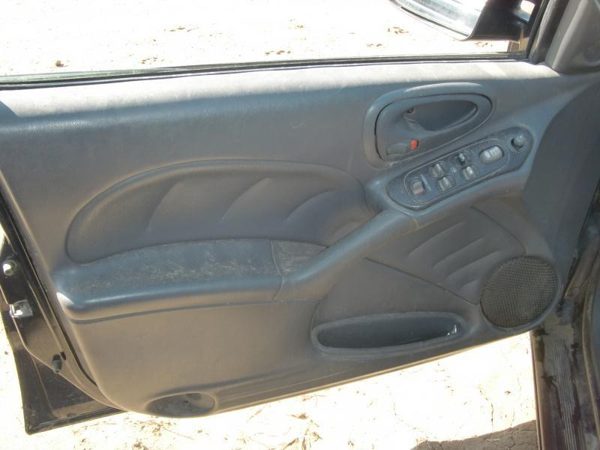 2001 Pontiac Grand Am — vehicle photo 8
