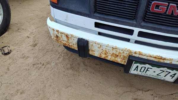 1985-1994 Gmc Safari Front Bumper With Brackets Assembly Oem White 15553712 — photo 4