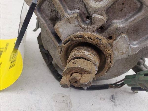 1993 Toyota Camry OEM Distributor — photo 4