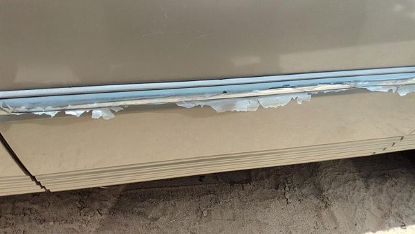 00 Town & Country Driver Left Rear Moulding From Door Oem Back Trim Strip Gold — photo 3