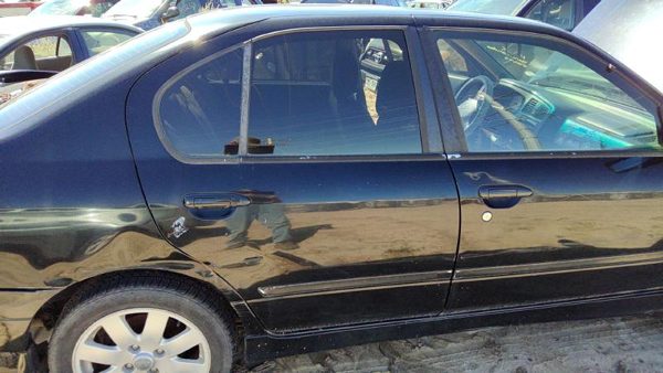 2002 INFINITI G20 Rear Door RH KH3 Black — photo 1