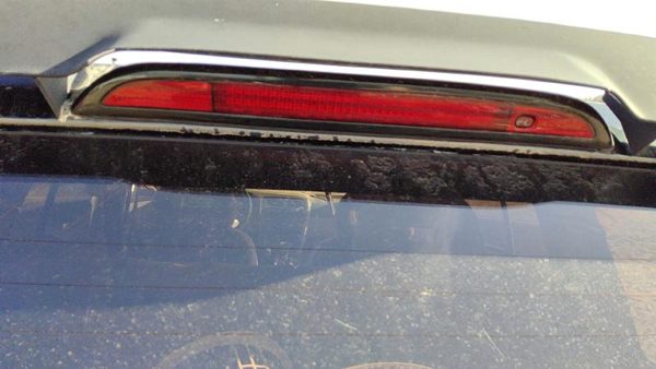 1993-1995 Nissan Pathfinder Third Brake Light Middle Lamp Oem 2659060G00 — photo 3