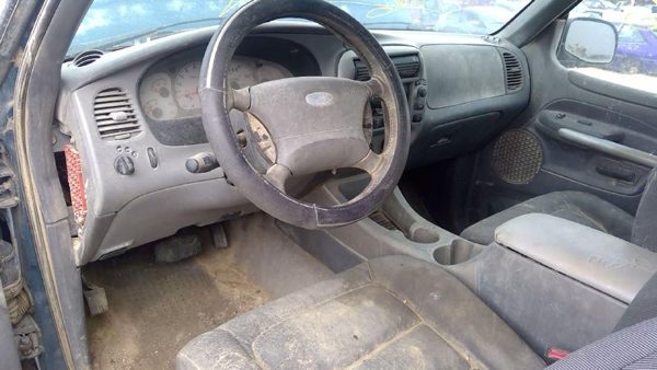 2001 Ford Explorer — vehicle photo 3