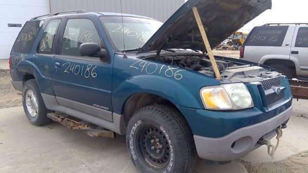 2001 Ford Explorer — vehicle photo 7
