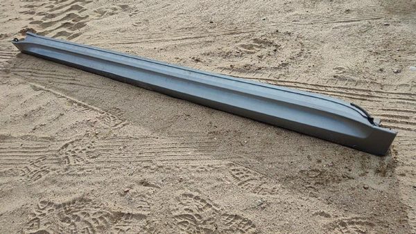 10-14 Subaru Legacy Outback Driver Left Lower Rocker Panel Moulding Side Skirt — photo 1