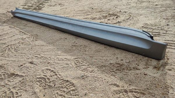 10-14 Subaru Legacy Outback Driver Left Lower Rocker Panel Moulding Side Skirt — photo 2