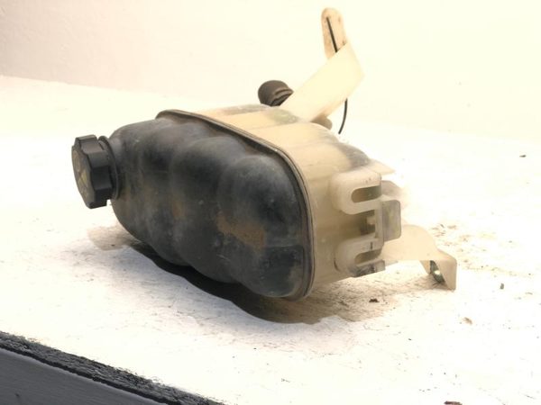 2007-2013 Gmc Sierra 1500 Coolant Reservoir Radiator Overflow Tank Bottle Oem — photo 1
