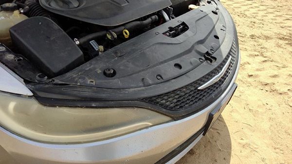 2015 Chrysler 200 Grille Billet Silver Psc — photo 1