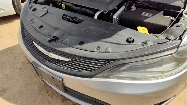 2015 Chrysler 200 Grille Billet Silver Psc — photo 4
