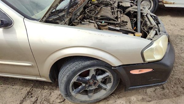 2000-2003 Nissan Maxima Passenger Right Front Fender Oem Gold 631002Y930 — photo 1