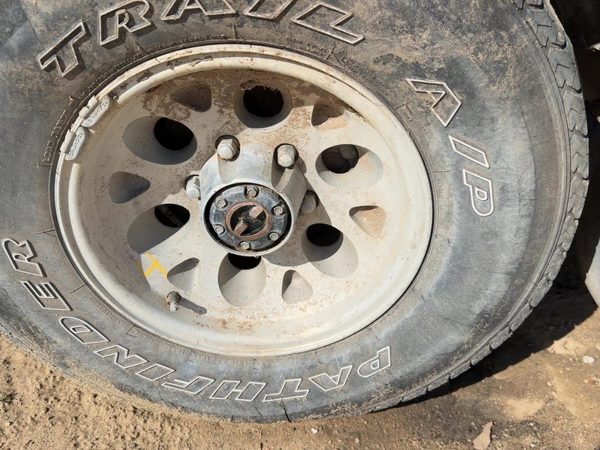 1989-1992 Isuzu Pup 15" Aluminum Wheel Oem Factory Rim #4 894333702 — photo 1