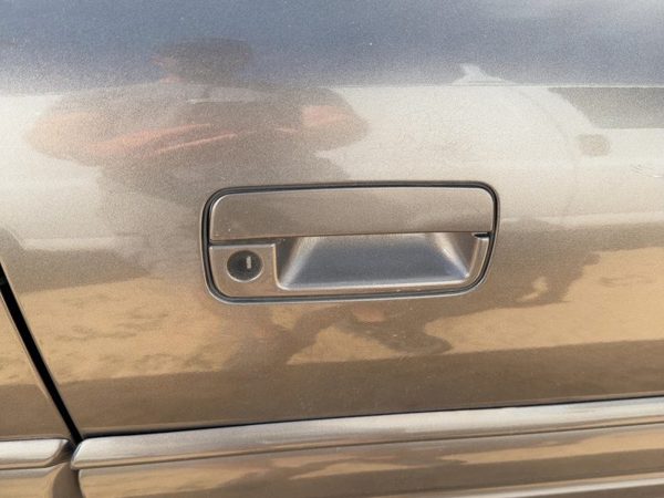 1992-1999 Pontiac Bonneville Passenger Right Front Outside Door Handle Oem Gold — photo 1