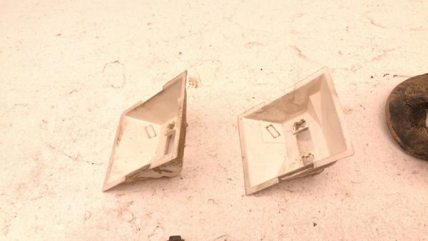 1984 Cadillac Deville Misc Front Left And Right Door Panel Hardware Oem — photo 6