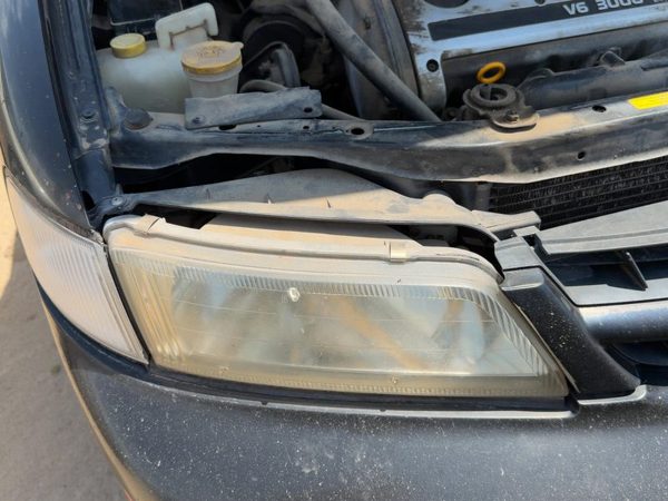 1997-1999 Nissan Maxima Passenger Right Head Light Oem Front Lamp 260100L725 — photo 2