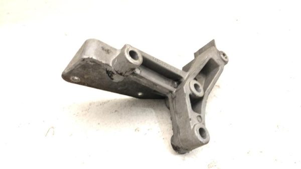 1992-1994 Pontiac Bonneville Ingintion Coil Mount Bracket 3.8L 24501848 — photo 3