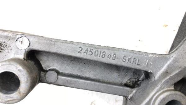 1992-1994 Pontiac Bonneville Ingintion Coil Mount Bracket 3.8L 24501848 — photo 2