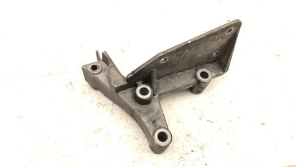 1992-1994 Pontiac Bonneville Ingintion Coil Mount Bracket 3.8L 24501848 — photo 7