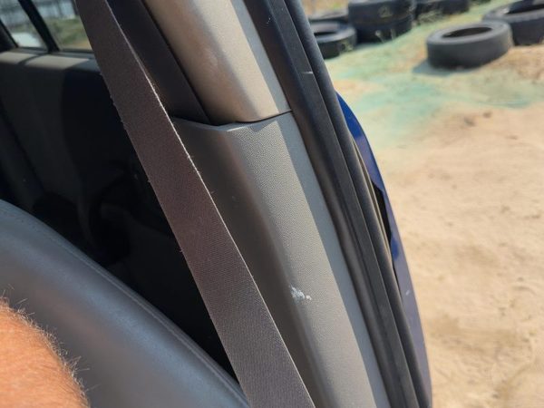 2002-2007 Saturn Vue Redline Driver Left Lower B-Pillar Trim Gray 17D 22730149 — photo 1