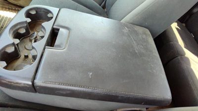 2008 Chevy Silverado 2500 Front Console Ebony 19D