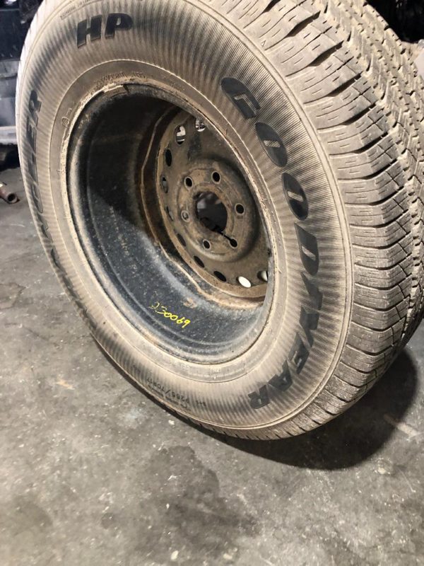 2012 GMC Sierra 1500 Wheel Spare With 265/70-17 — photo 3