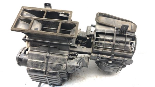 2005-2009 Hyundai Tucson Complete Heater Box Housing Behind Dash Oem — photo 3