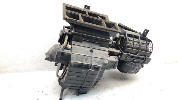 2005-2009 Hyundai Tucson Complete Heater Box Housing Behind Dash Oem — photo 2