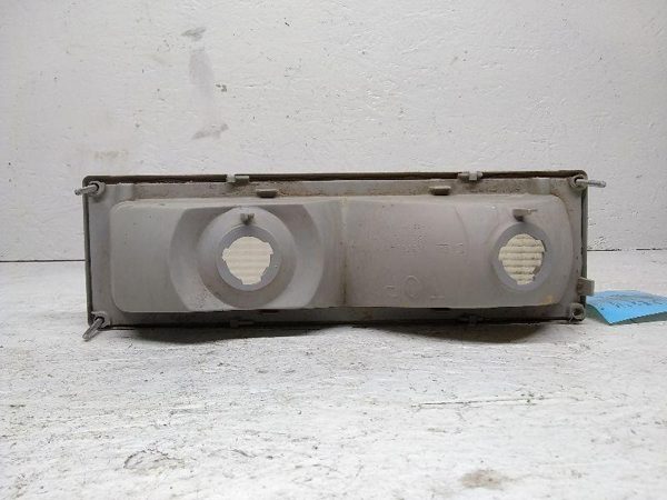 1990 Chevy Pickup 1500 Fog/mark/park/turn Light/lamp LH Pu — photo 3