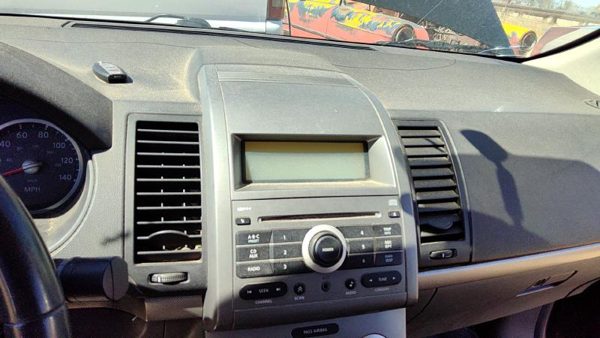 07-09 Nissan Sentra Trim Bezel Around Radio Surround Dash Panel Oem 2.0L Black W — photo 3