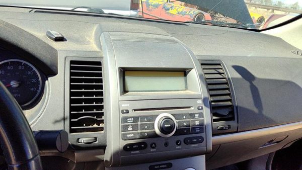 07-09 Nissan Sentra Trim Bezel Around Radio Surround Dash Panel Oem 2.0L Black W — photo 2