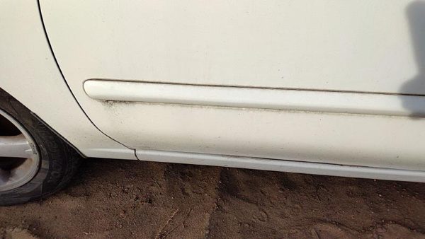 02-04 Nissan Sentra Driver Left Front Moulding From Door Trim Strip White Qm1 — photo 2
