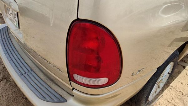 1996-2000 Chrysler Town & Country Passenger Right Tail Light Brake Lamp Oem Rear — photo 2