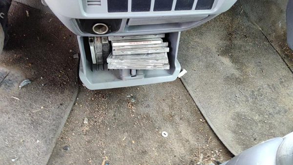 1998-2003 Toyota Sienna Lower Cubby Assembliy Oem Dash Gray 11 5530108022B0 — photo 3