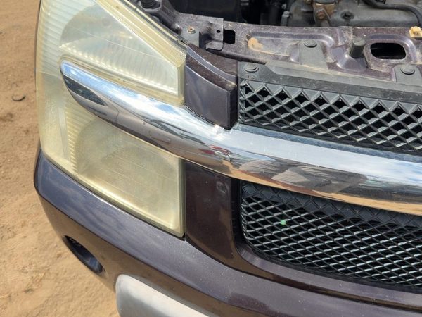 2005-2009 Chevy Equinox Front Grille Assembly Oem Black Amethyst 71U 05481230 — photo 3