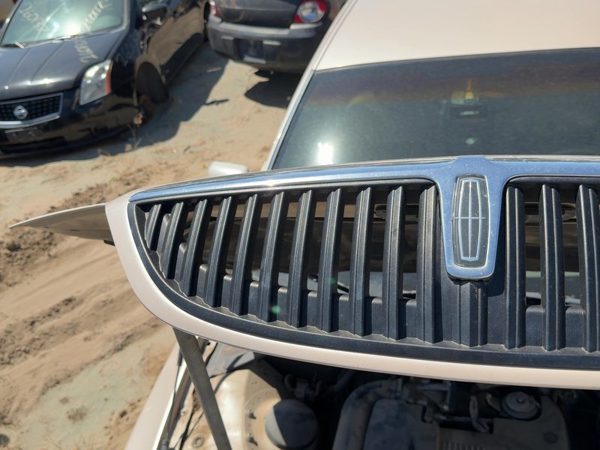 2000-2002 Lincoln Ls Front Grille Assembly Oem Xw4Z8200Ag — photo 6