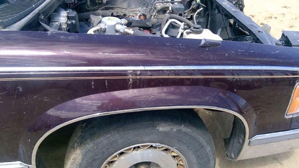 1993 Cadillac Fleetwood Fender RH Maroon — photo 3