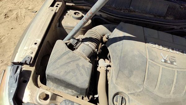 07-08 Grand Vitara Xl-7 Air Intake Cleaner Filter Box Housing With Tube 3.6L — photo 2