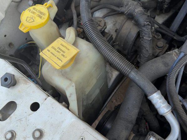 99 Town & Country Coolant Reservoir Radiator Overflow Tank Bottle Oem 3.3L — photo 2