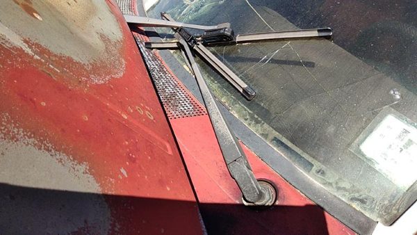 1989-1990 Ford Bronco 2 Driver Left Windshield Wiper Arm Oem Blade Lever — photo 1