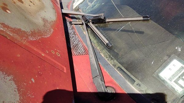1989-1990 Ford Bronco 2 Driver Left Windshield Wiper Arm Oem Blade Lever — photo 2
