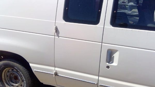 1993 Ford Van Rear Door RH White — photo 3
