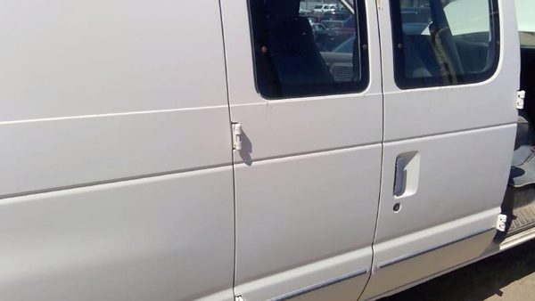 1993 Ford Van Rear Door RH White — photo 8