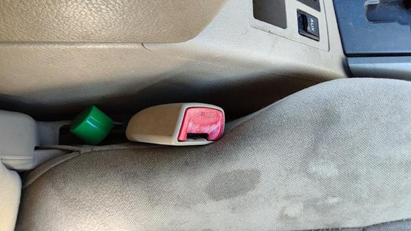 09-12 Toyota Rav-4 Passenger Right Front Seat Belt Buckle Receiver Sand Beige — photo 2