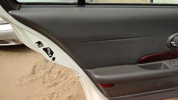 2004 05 Buick Lesabre Driver Left Rear Inside Door Trim Panel Back Graphite 933 — photo 2