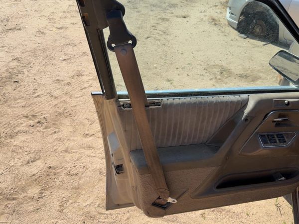 1989-1996 Buick Century Driver Left Front Seat Belt Retractor Oem Shoulder Tan — photo 2