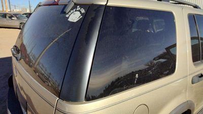 2002-2005 Ford Explorer Passenger Right Rear Moulding On Quarter Panel Oem
