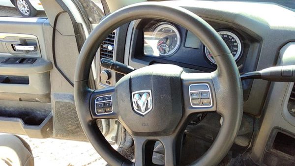 2016 Dodge Ram Steering Wheel 4500 Gray X8 — photo 1