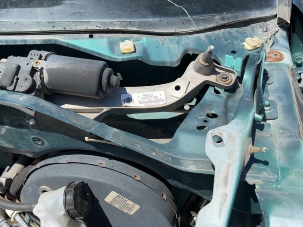 1997-2004 Ford F150 Front Windshield Wiper Motor with Linkage OEM F65Z17508AB — photo 3