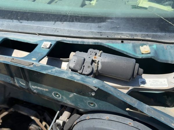 1997-2004 Ford F150 Front Windshield Wiper Motor with Linkage OEM F65Z17508AB — photo 4